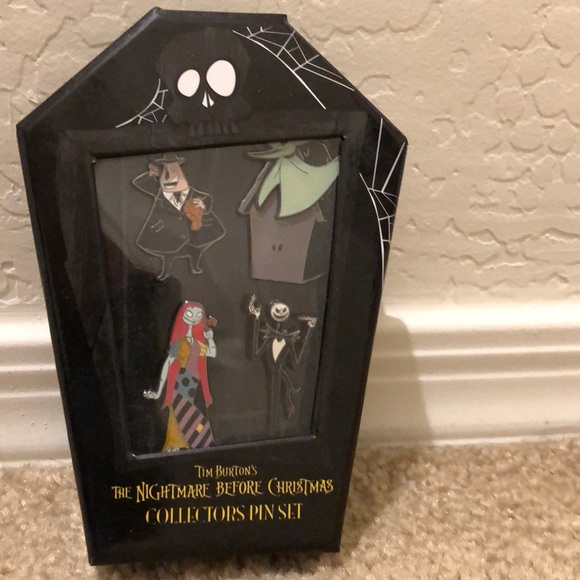 Disney Other - NWT Disney nightmare before Christmas collectors pin set